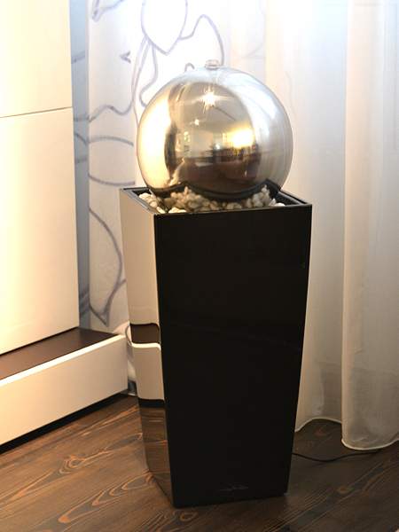 design-sphere-fountain-visione80-black-stainless-steel01 Room fountain ball fountain stainless steel