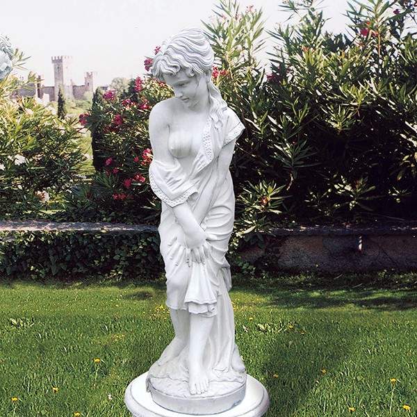 Scultura decorativa da giardino Afrodite